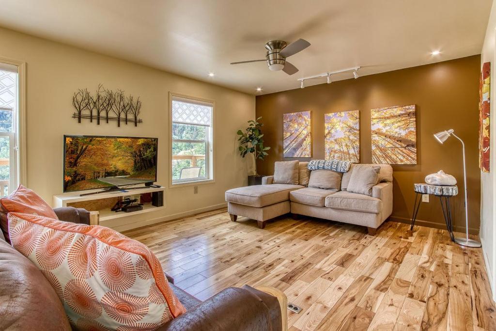 Key Lime Pie, Hot Tub,Wifi, 1089 Free Tickets Each Paid Day, Dollywood And More Gatlinburg Exteriér fotografie