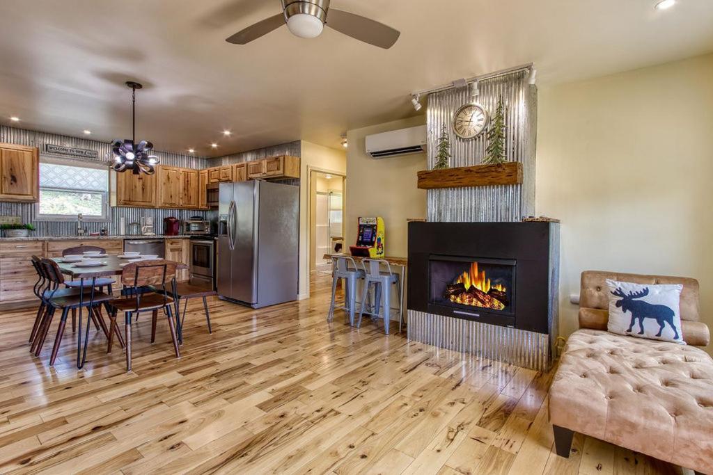 Key Lime Pie, Hot Tub,Wifi, 1089 Free Tickets Each Paid Day, Dollywood And More Gatlinburg Exteriér fotografie